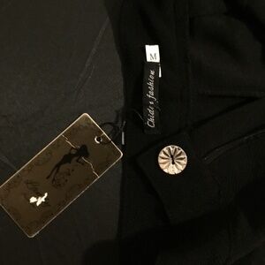 New stylish pants with tag size M